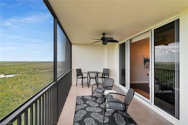 1065 Borghese LN 1003, Naples, FL 34114
