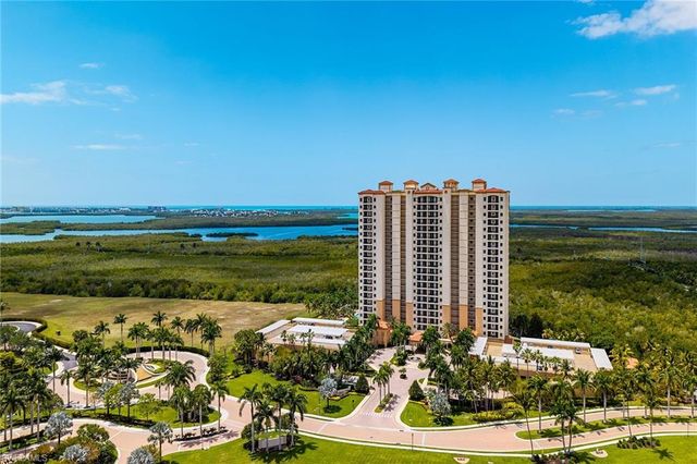 1065 Borghese LN 1003, Naples, FL 34114