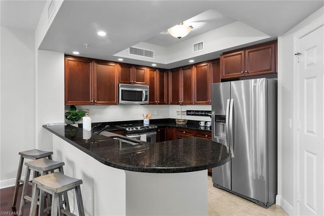 1065 Borghese LN 1003, Naples, FL 34114