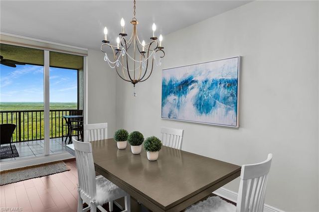 1065 Borghese LN 1003, Naples, FL 34114