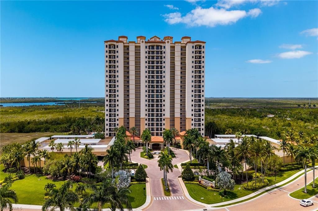 1065 Borghese LN 1003, Naples, FL 34114