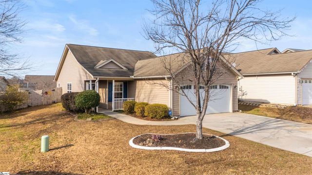 652 Clarion Court, Boiling Springs, SC 29316