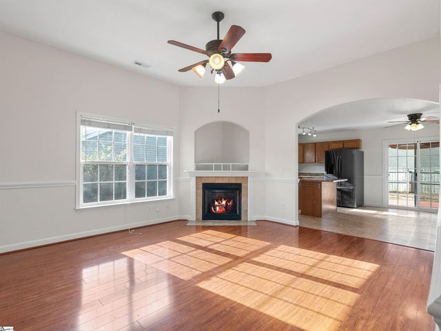 652 Clarion Court, Boiling Springs, SC 29316