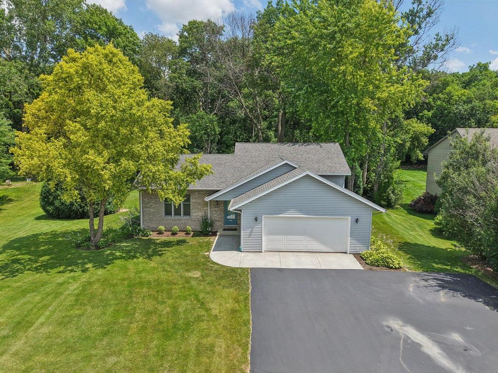 1721 Landre COURT, Burlington, WI 53105