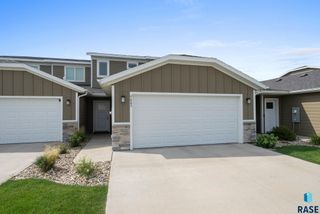 9003 W Gert St, Sioux Falls, SD 57106