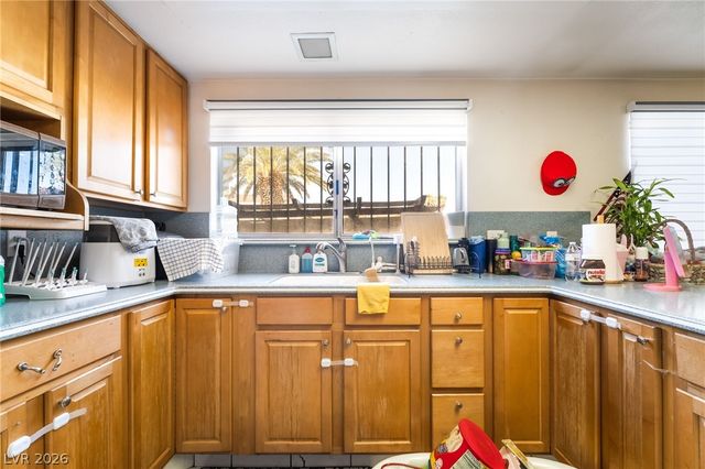5201 Spencer Street, Las Vegas, NV 89119