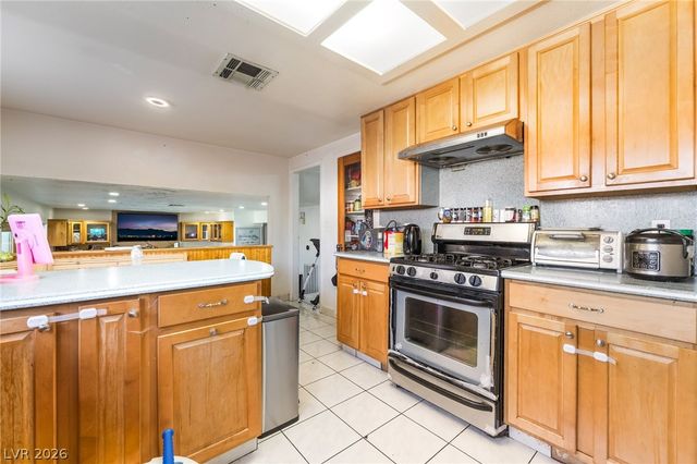 5201 Spencer Street, Las Vegas, NV 89119