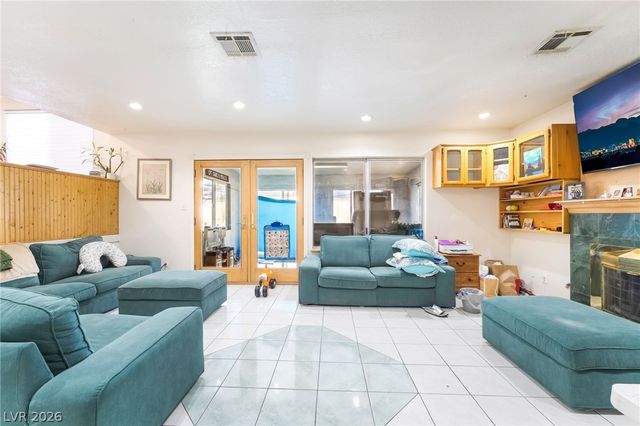 5201 Spencer Street, Las Vegas, NV 89119