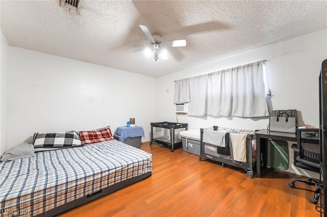5201 Spencer Street, Las Vegas, NV 89119