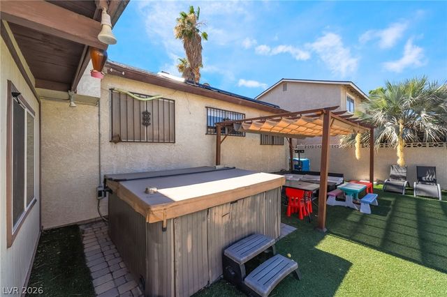 5201 Spencer Street, Las Vegas, NV 89119