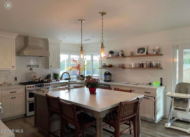 32 Dobkin Place, Simi Valley, CA 93065