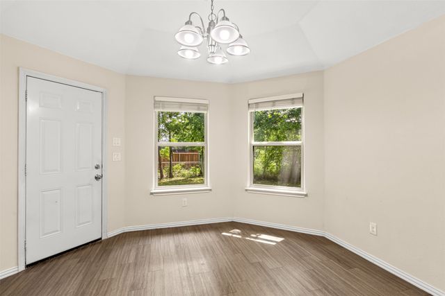 2836 Kilburn Avenue, Dallas, TX 75216