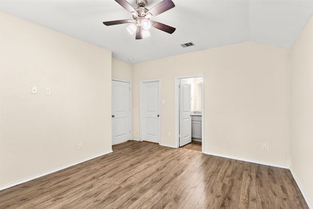 2836 Kilburn Avenue, Dallas, TX 75216
