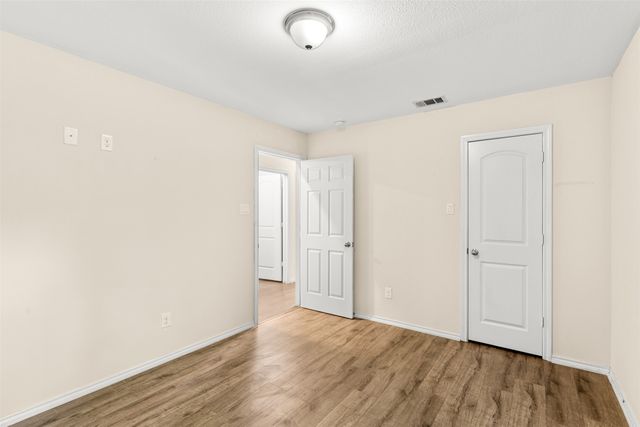 2836 Kilburn Avenue, Dallas, TX 75216