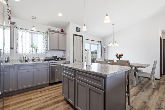 420 YELNER DR, Box Elder, SD 57719