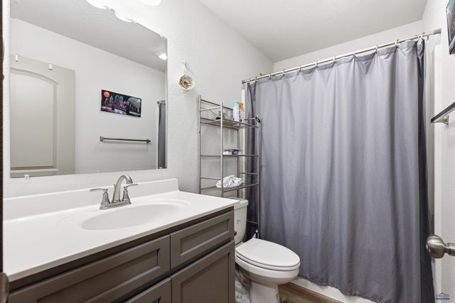 420 YELNER DR, Box Elder, SD 57719