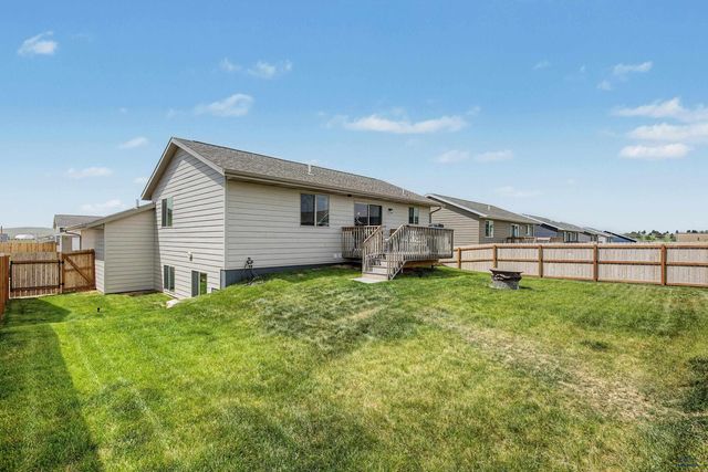 420 YELNER DR, Box Elder, SD 57719