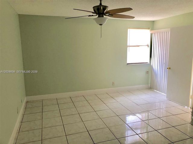 2551 NW 56th Ave 1-20, Lauderhill, FL 33313