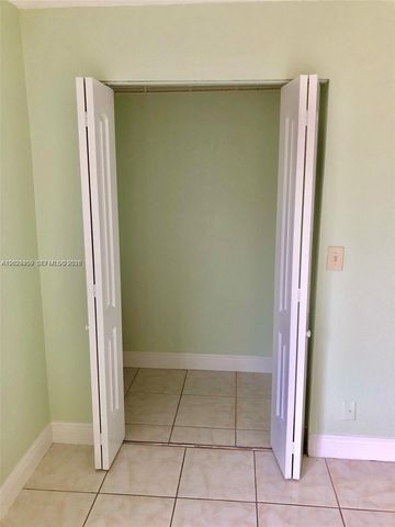 2551 NW 56th Ave 1-20, Lauderhill, FL 33313