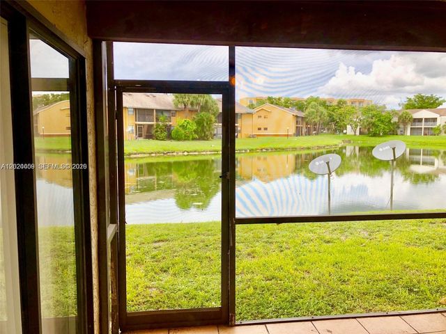 2551 NW 56th Ave 1-20, Lauderhill, FL 33313