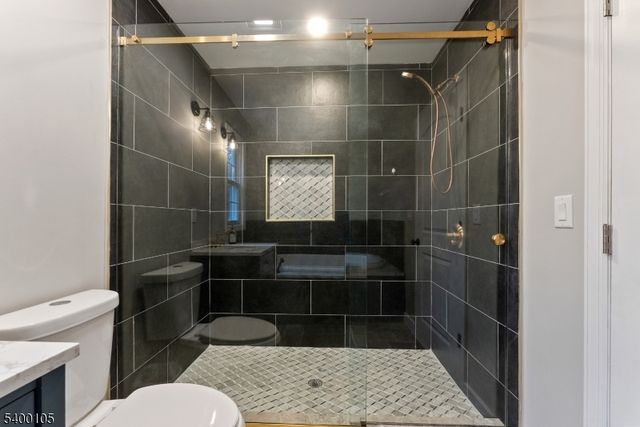 11 Furnace Rd, Chester Twp., NJ 07930