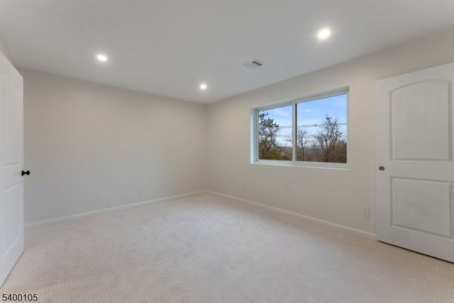 11 Furnace Rd, Chester Twp., NJ 07930