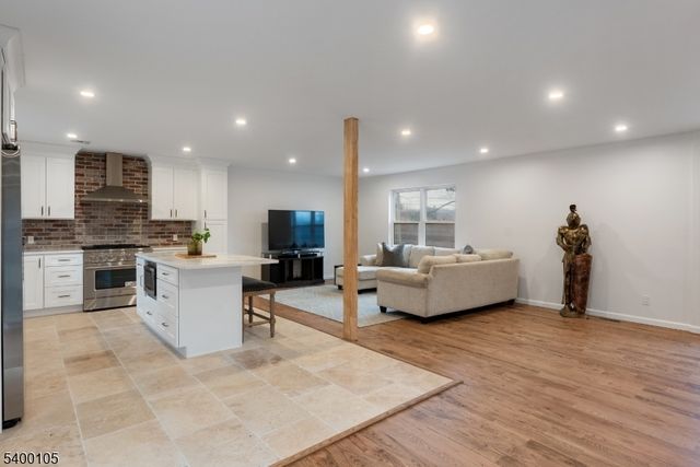 11 Furnace Rd, Chester Twp., NJ 07930