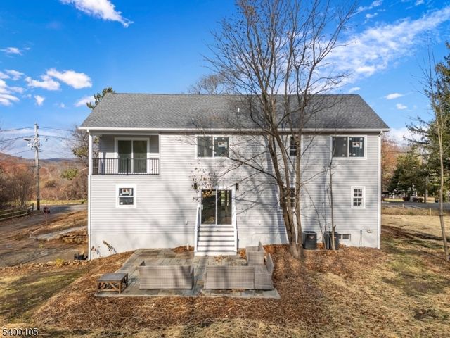 11 Furnace Rd, Chester Twp., NJ 07930