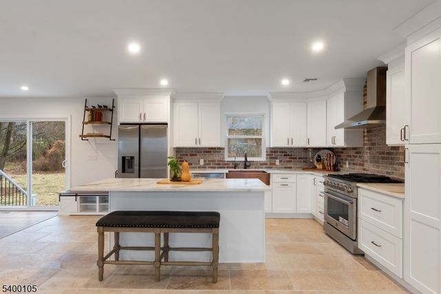 11 Furnace Rd, Chester Twp., NJ 07930