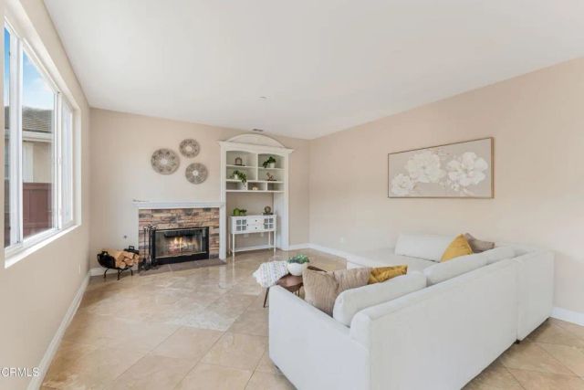 341 Huerta Street, Oxnard, CA 93030
