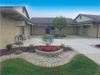1352 DADRIAN PROF PARK Drive, Godfrey, IL 62035