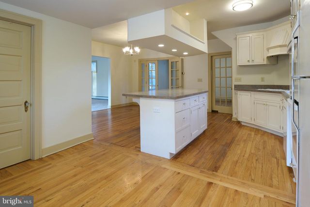 117 SHADY DR, State College, PA 16801