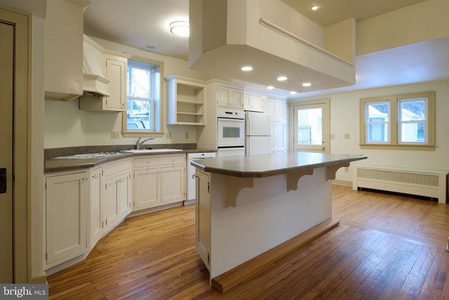 117 SHADY DR, State College, PA 16801