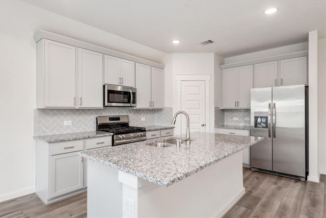 3111 West Frontier Lane, Pinehurst, TX 77362