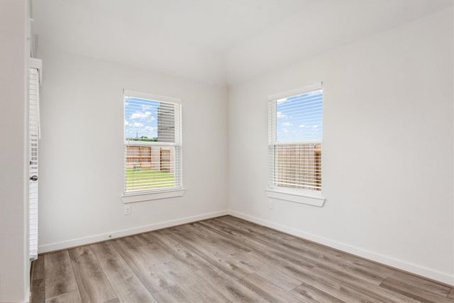 3111 West Frontier Lane, Pinehurst, TX 77362