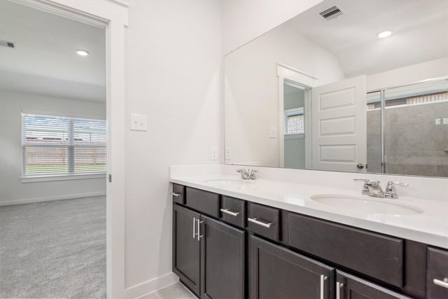 3111 West Frontier Lane, Pinehurst, TX 77362