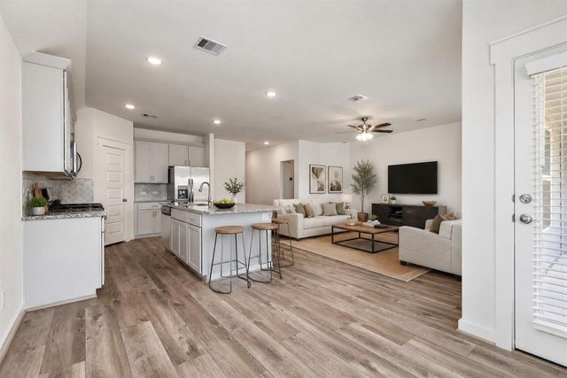 3111 West Frontier Lane, Pinehurst, TX 77362