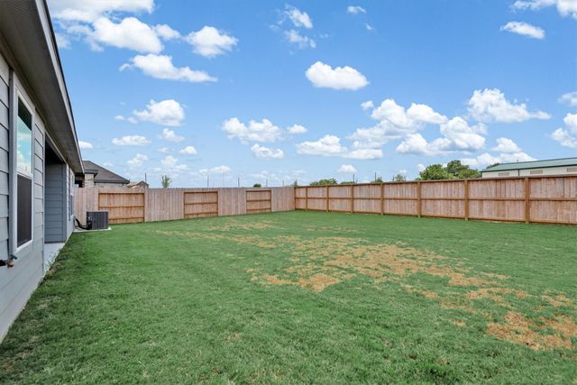 3111 West Frontier Lane, Pinehurst, TX 77362