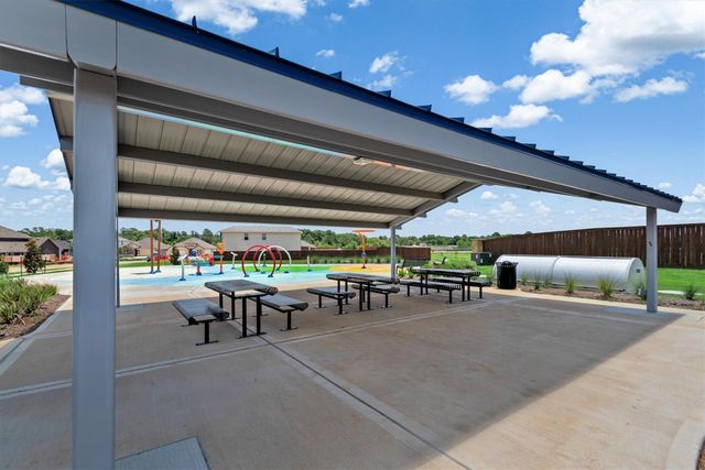 3111 West Frontier Lane, Pinehurst, TX 77362