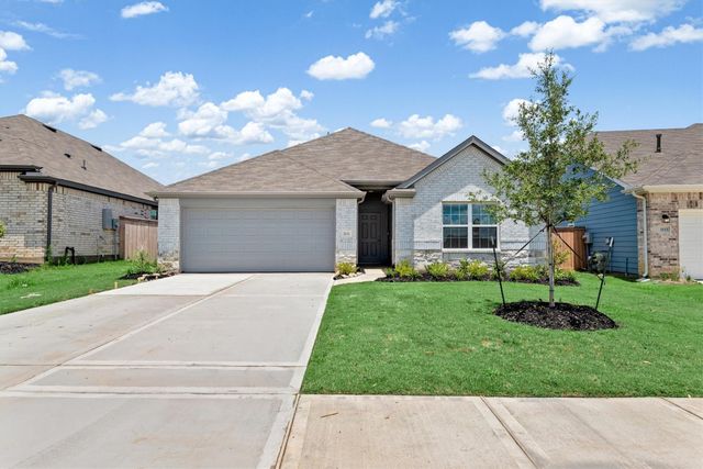 3111 West Frontier Lane, Pinehurst, TX 77362