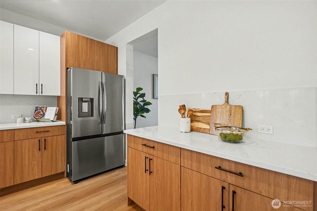 19611 140th Avenue SE, Renton, WA 98058