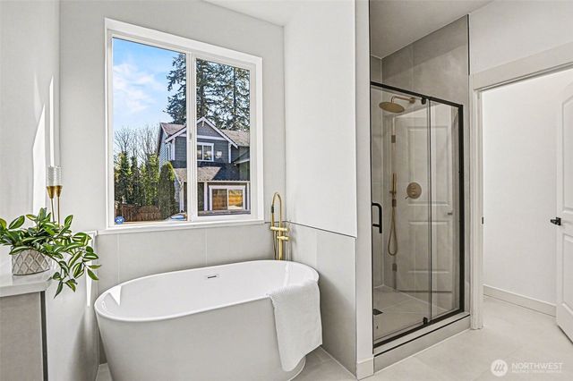 19611 140th Avenue SE, Renton, WA 98058