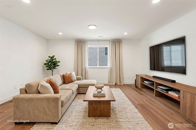 19611 140th Avenue SE, Renton, WA 98058