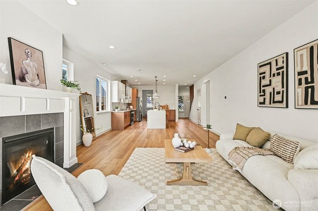 19611 140th Avenue SE, Renton, WA 98058