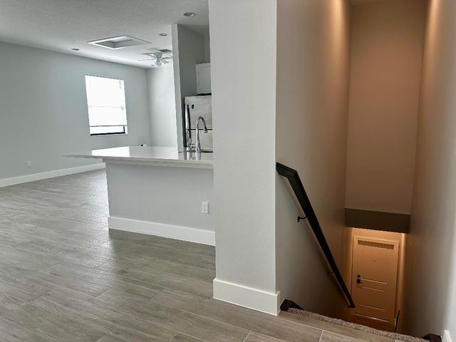 5032 Grandiflora Road, Palm Beach Gardens, FL 33418