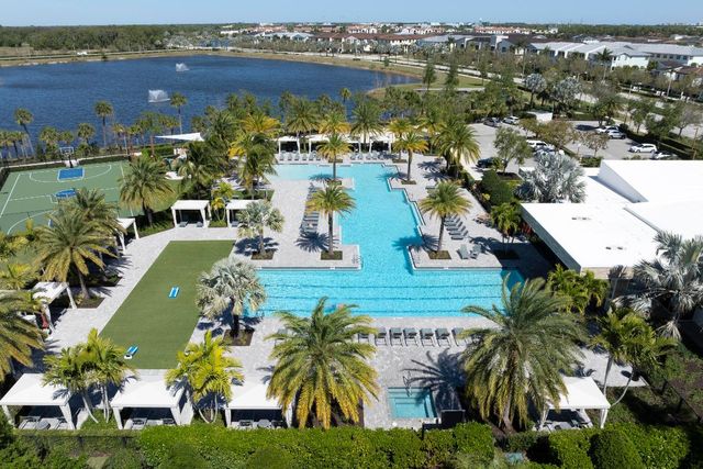 5032 Grandiflora Road, Palm Beach Gardens, FL 33418