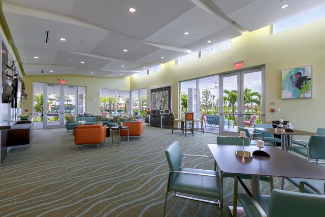 5032 Grandiflora Road, Palm Beach Gardens, FL 33418