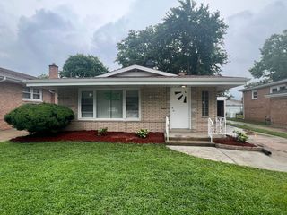15037 Irving Avenue, Dolton, IL 60419