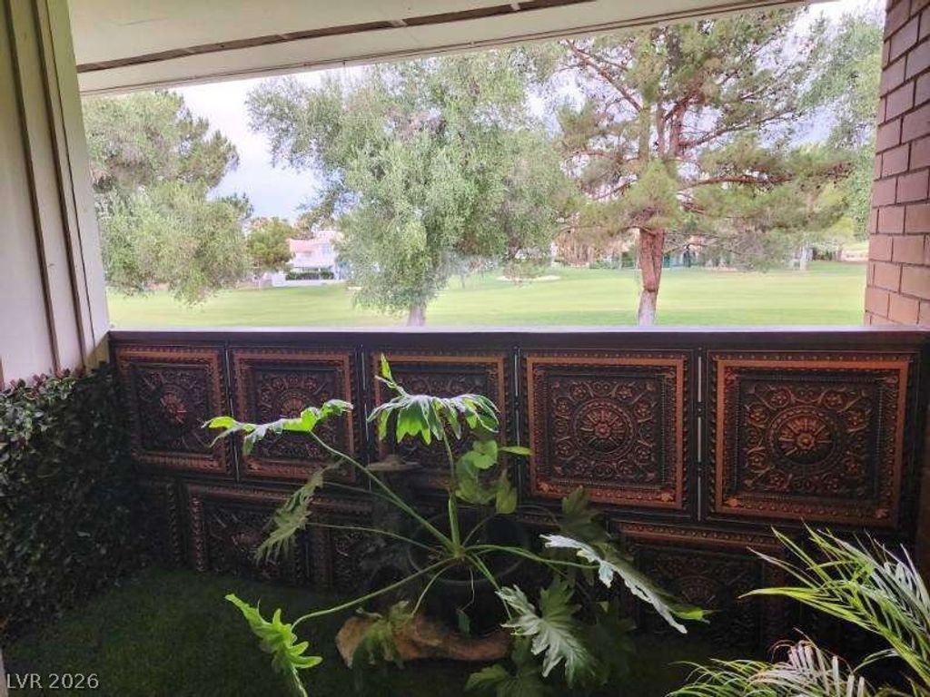 2838 Loveland Drive 1616, Las Vegas, NV 89109 — photo 5