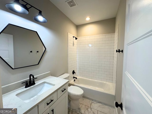 21 Buchanan Street, Newnan, GA 30263